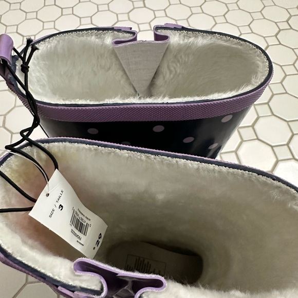 Joe Fresh Girls rain boots Size 3 - Picture 3 of 3